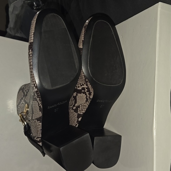 See by Chloé Snake Skin Ankle Leather Booties Animal Print Block Heel Size7 Boho - Picture 8 of 8